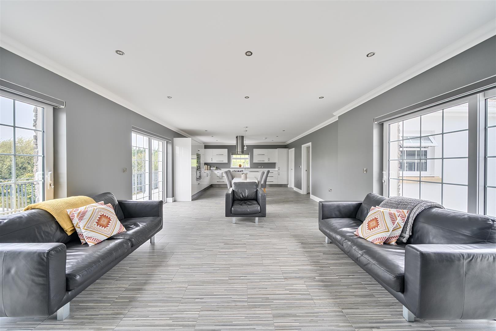 Sawel Court, Pontarddulais, Swansea, SA4 0TF